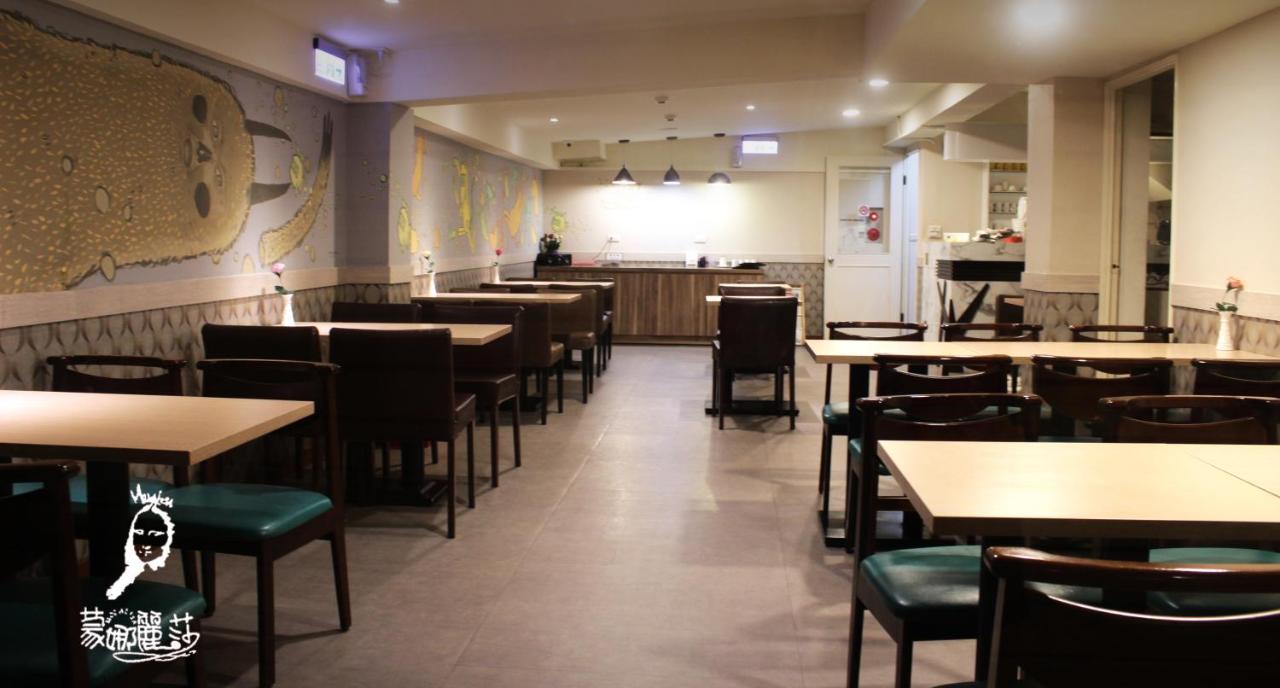 Monalisa Hotel Тайнан Екстериор снимка